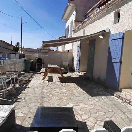 Maison De Vacances 3 Chambres Avec Terrasses Saint-Georges-de-Didonne Exteriör bild
